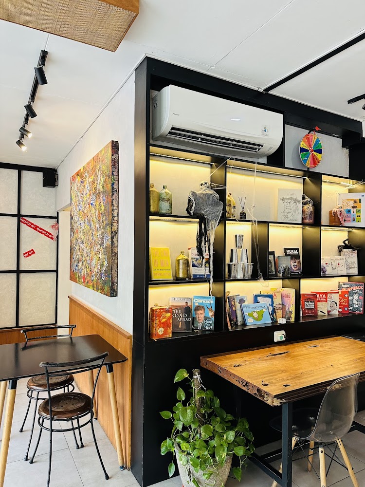 Suasana kafe